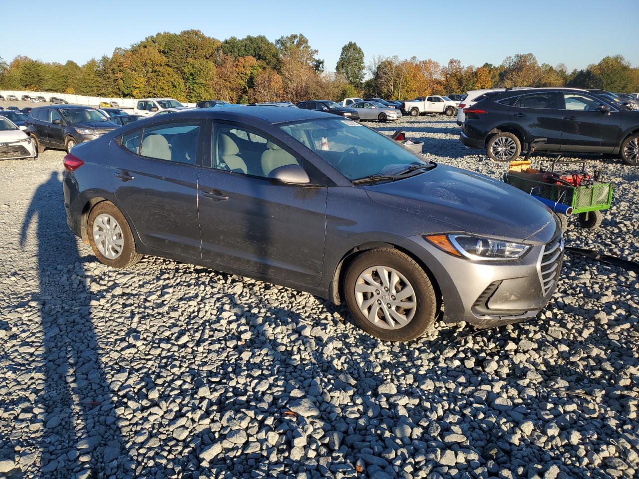 HYUNDAI ELANTRA SE