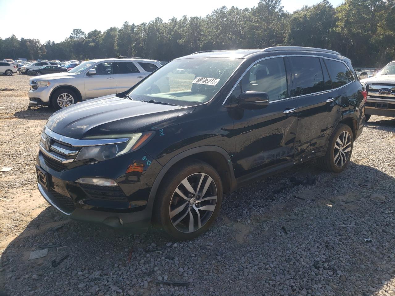 Lot #3290223222 2017 HONDA PILOT TOUR