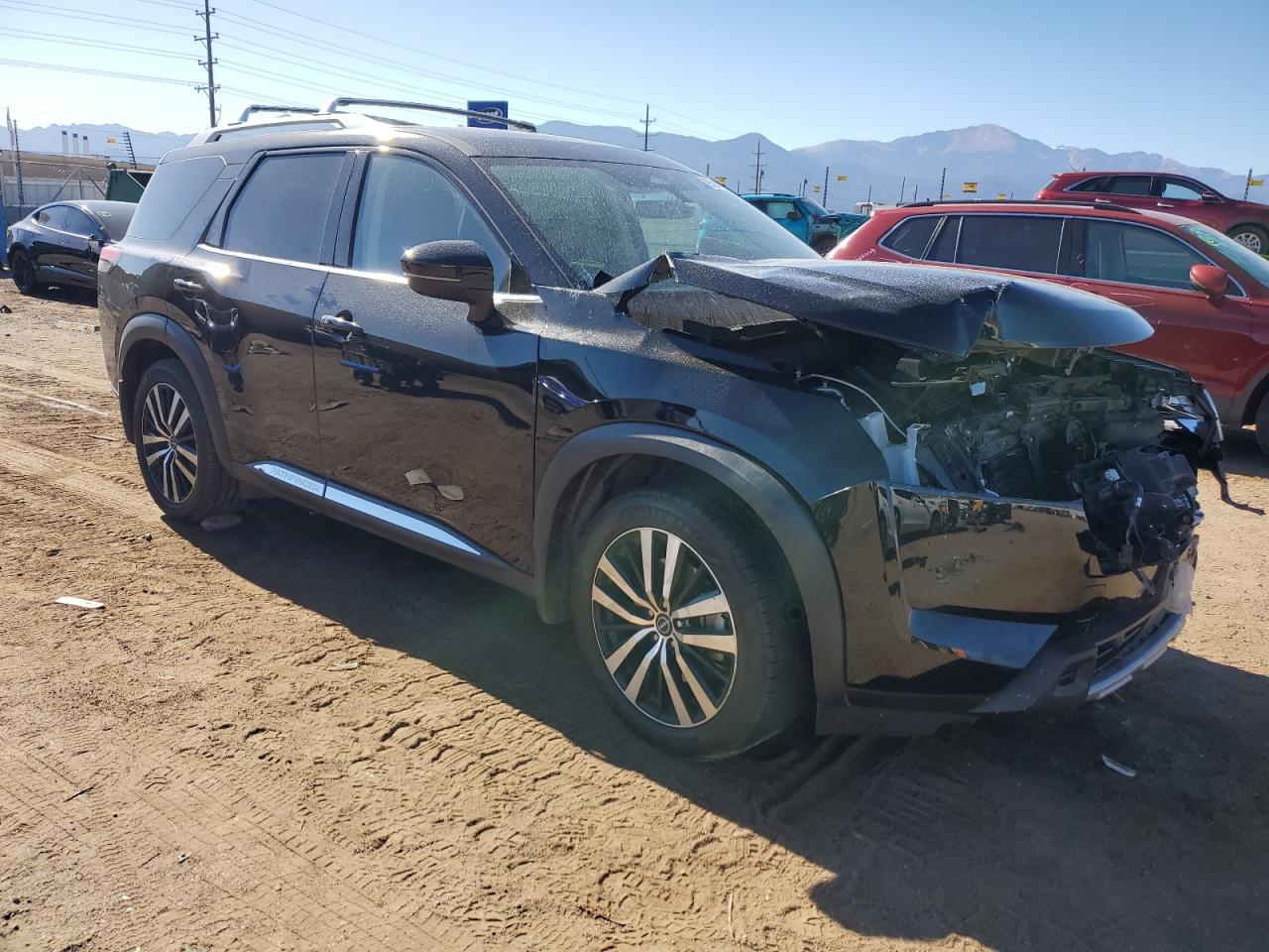 NISSAN PATHFINDER PLATINUM