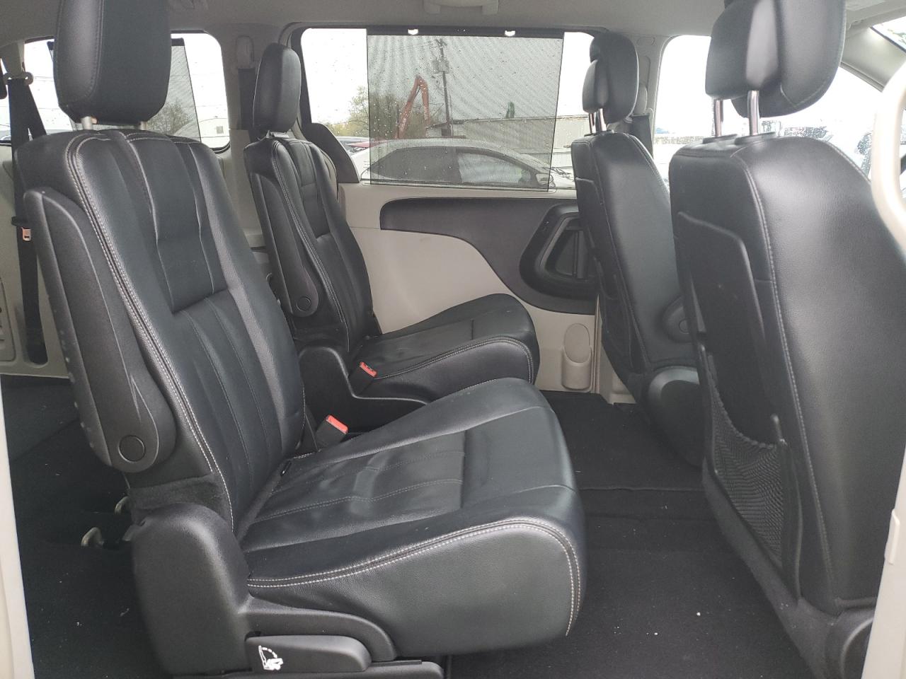 CHRYSLER TOWN & COUNTRY TOURING