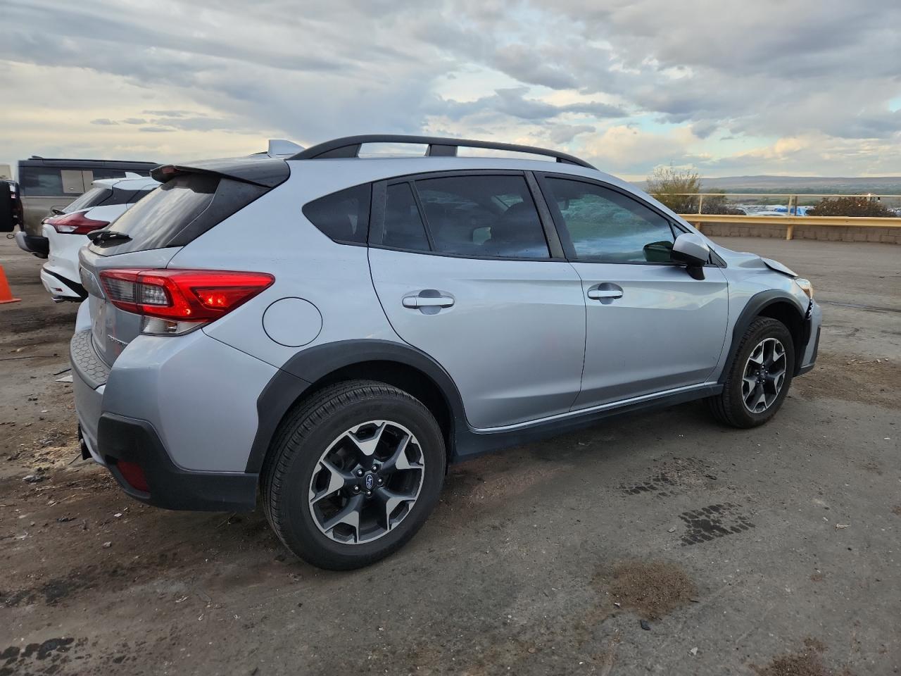 SUBARU CROSSTREK PREMIUM