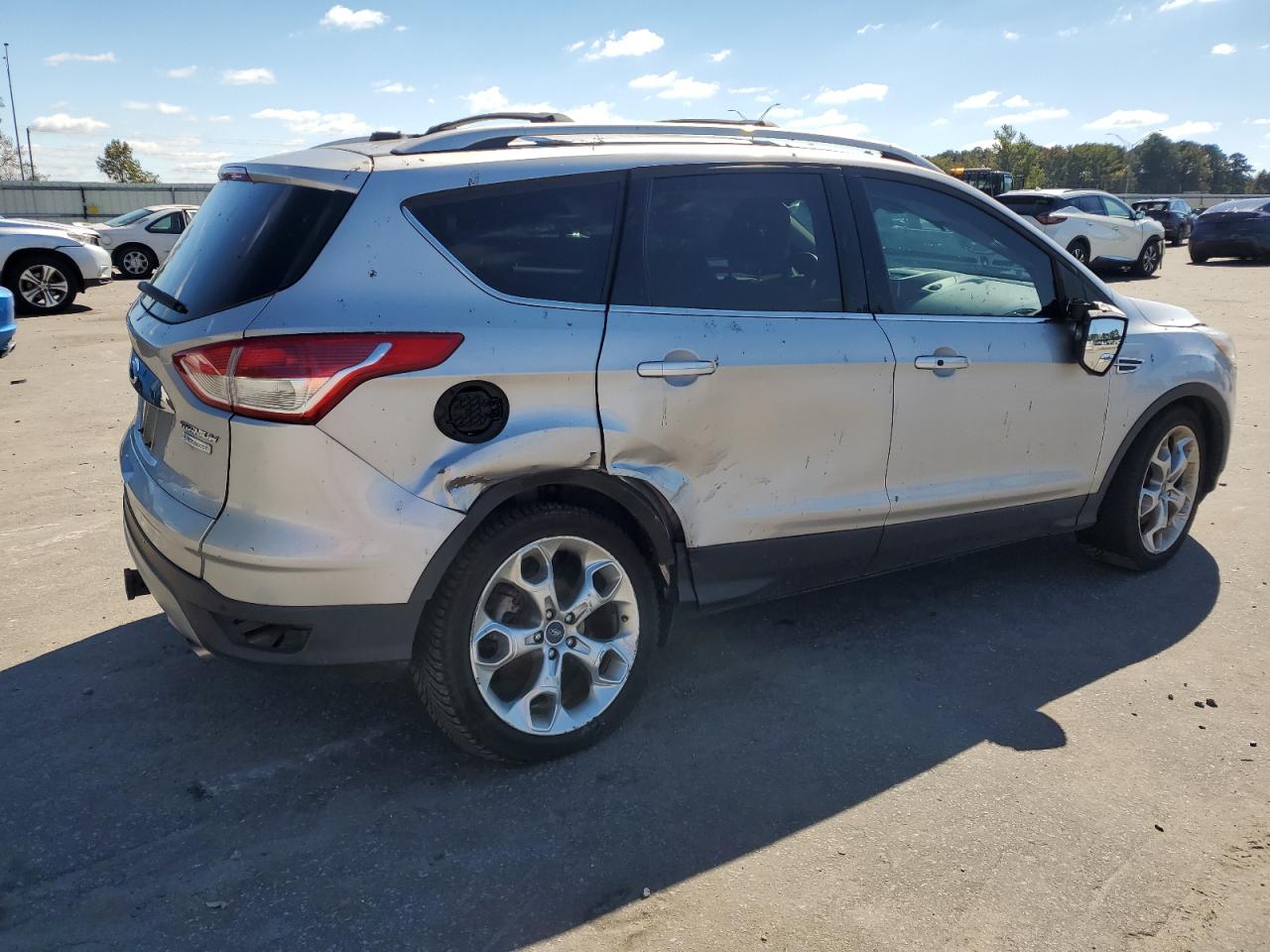 FORD ESCAPE TITANIUM