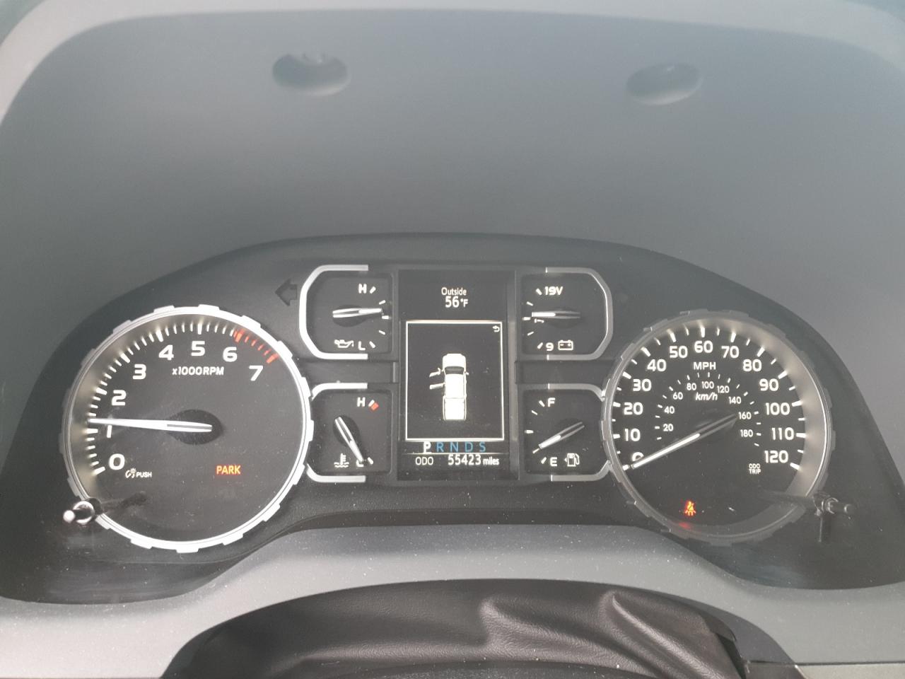 TOYOTA TUNDRA CREWMAX SR5