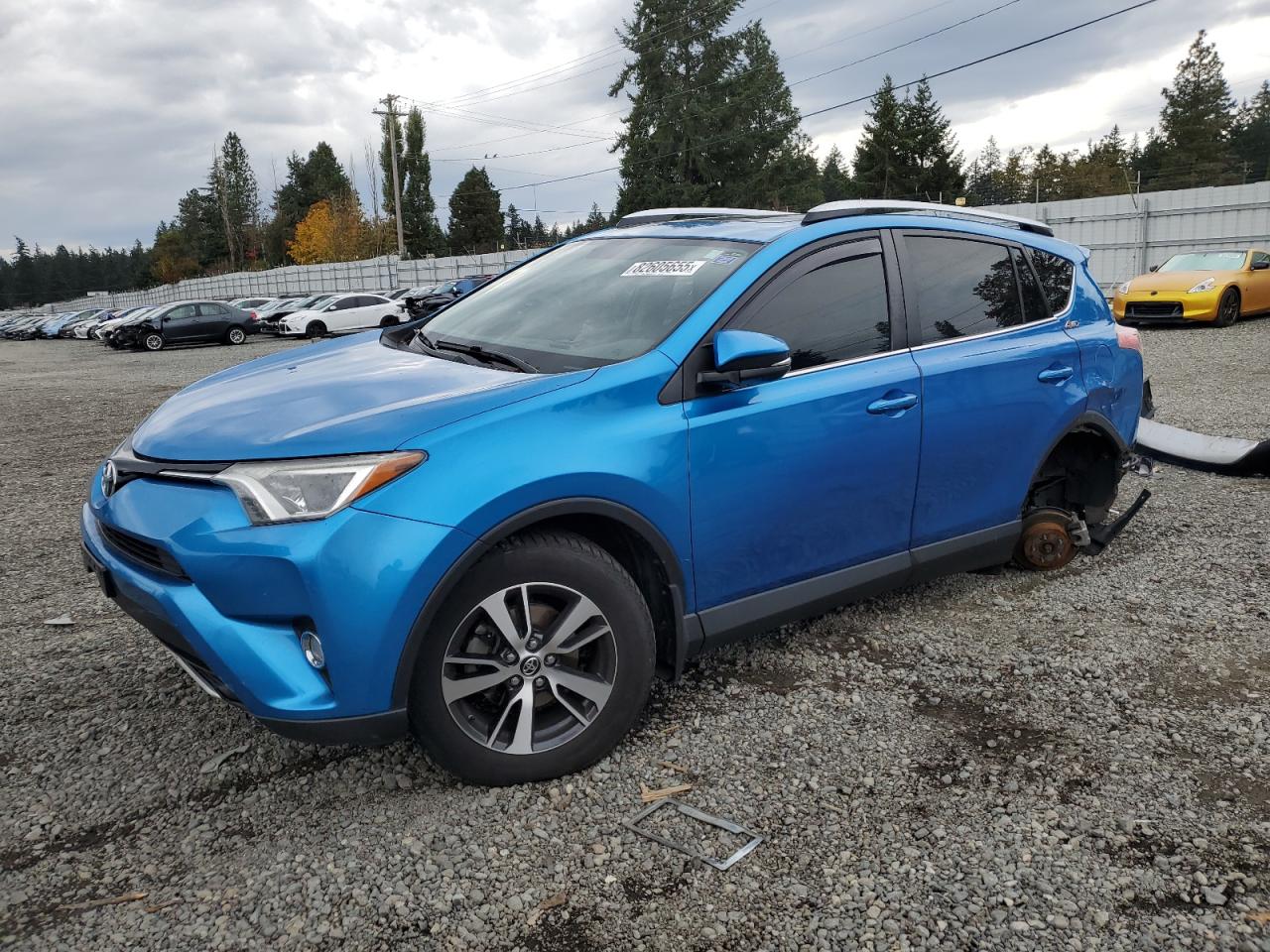 TOYOTA RAV4 XLE
