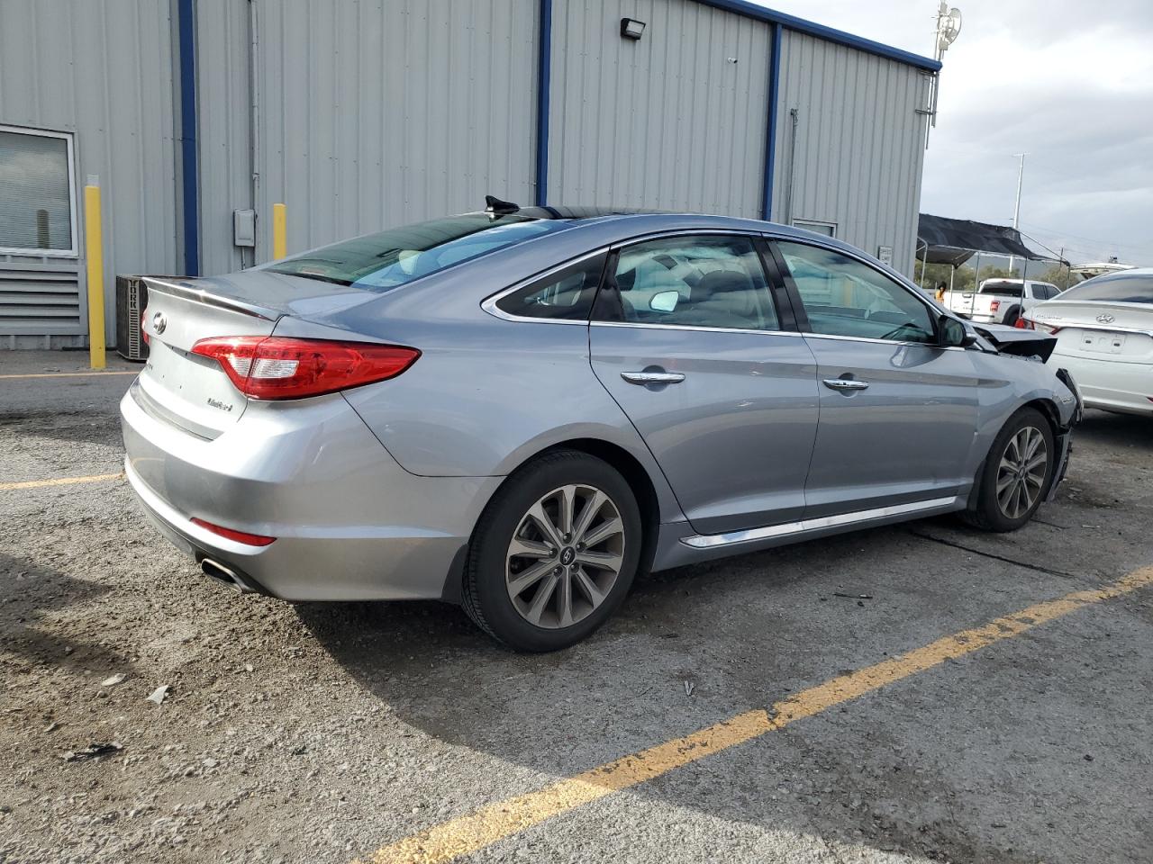 HYUNDAI SONATA SPORT