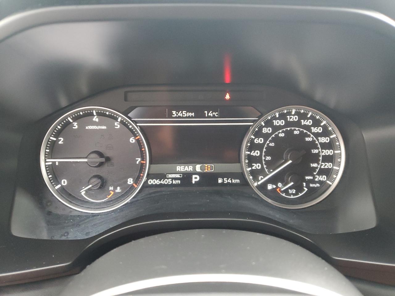 MITSUBISHI OUTLANDER SE