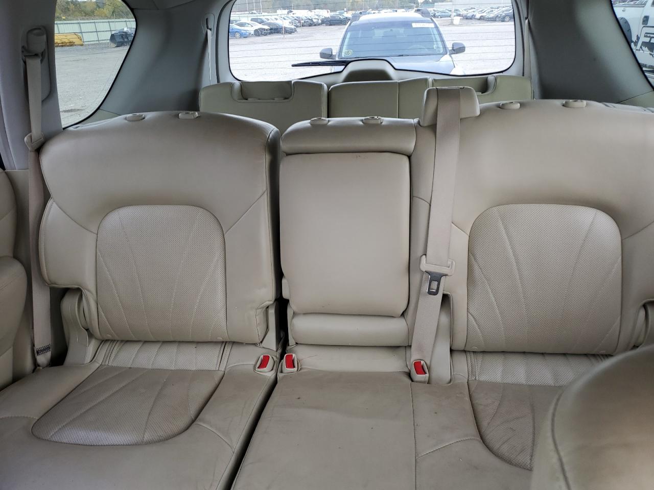 INFINITI QX80 BASE