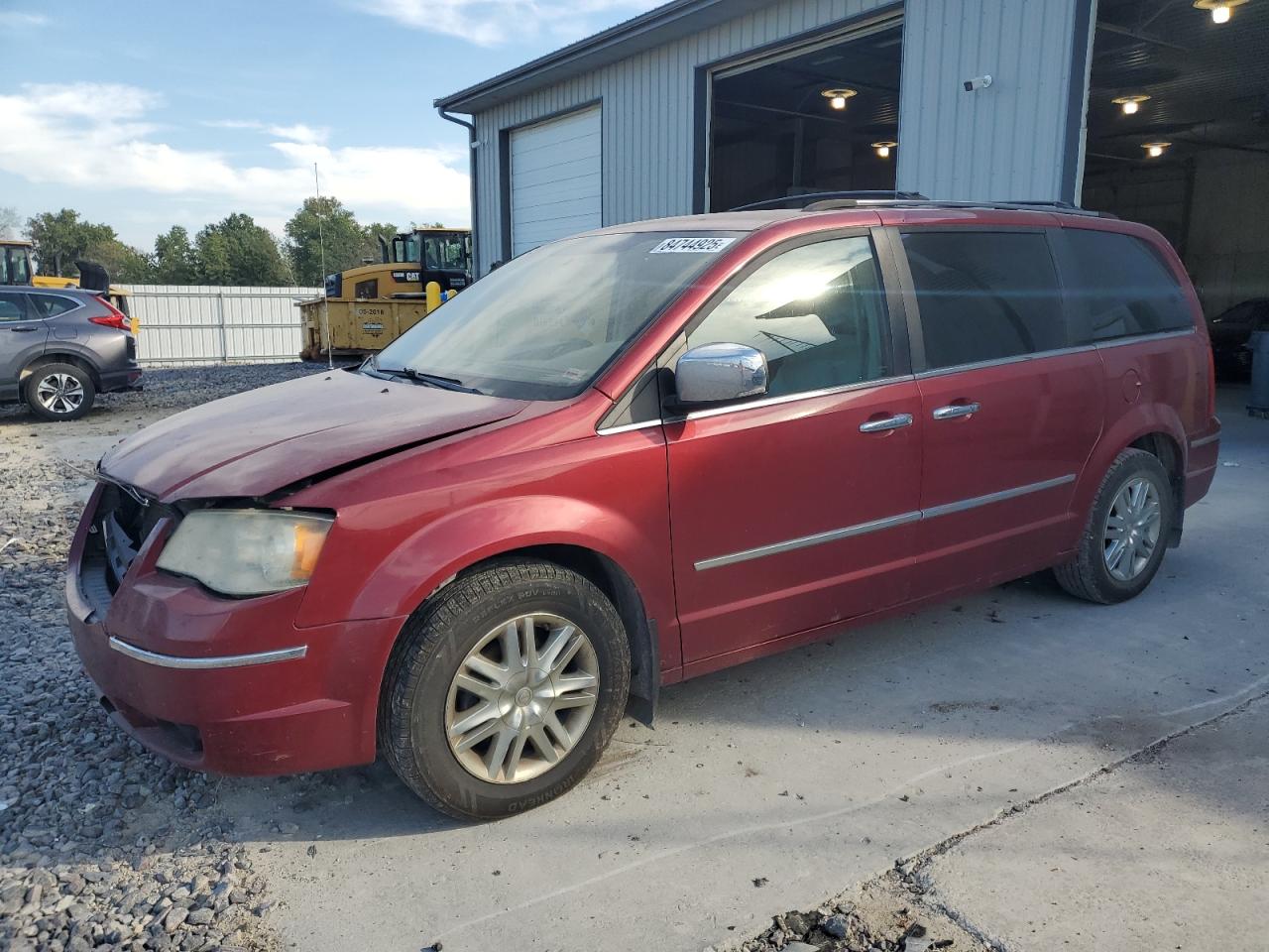 CHRYSLER TOWN & COUNTRY LIMITED