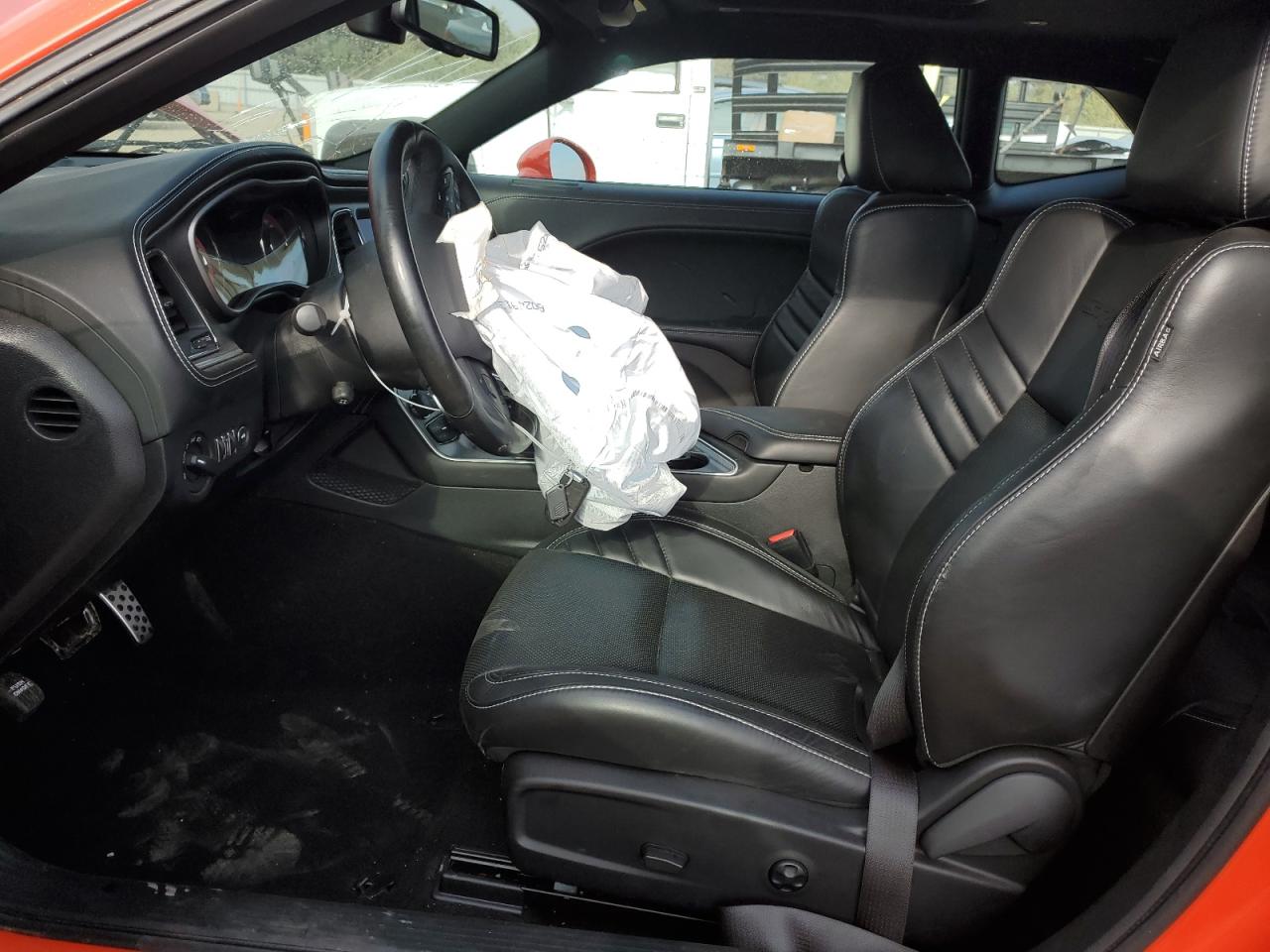 DODGE CHALLENGER SRT HELLCAT