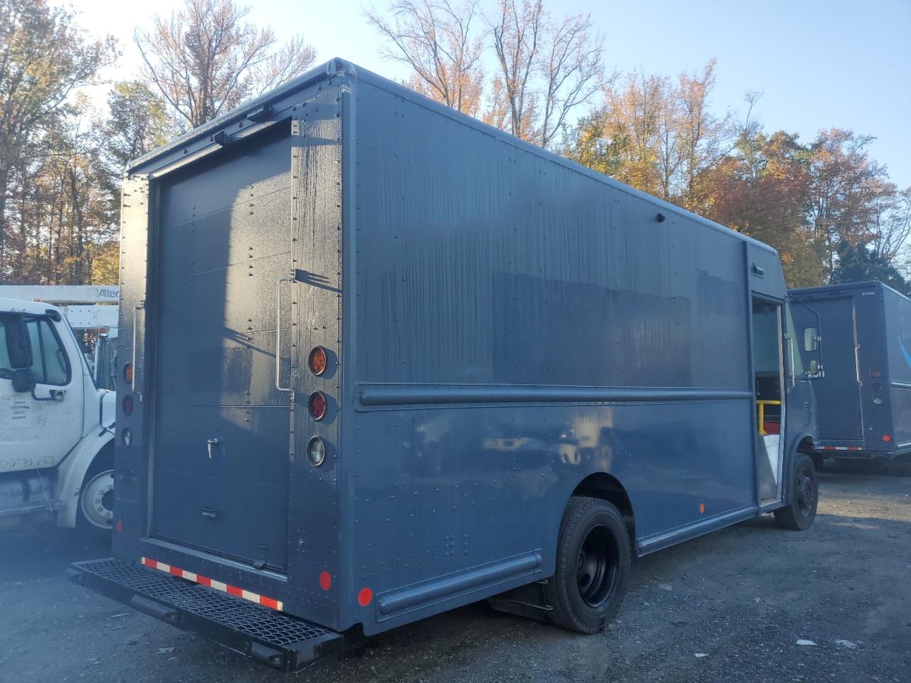 Lot #3305306319 2020 FORD F59