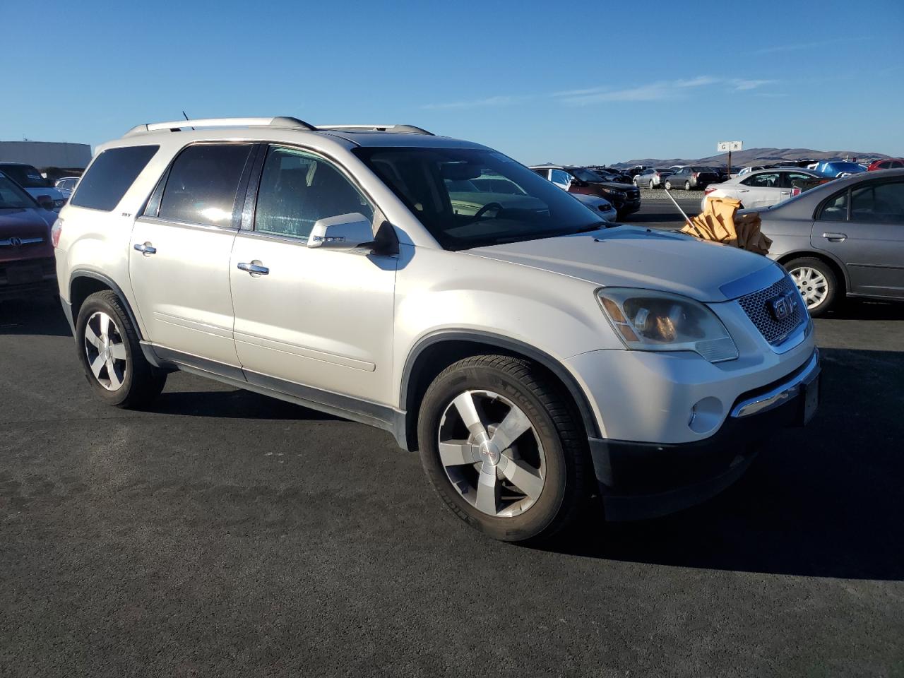 GMC ACADIA SLT-1