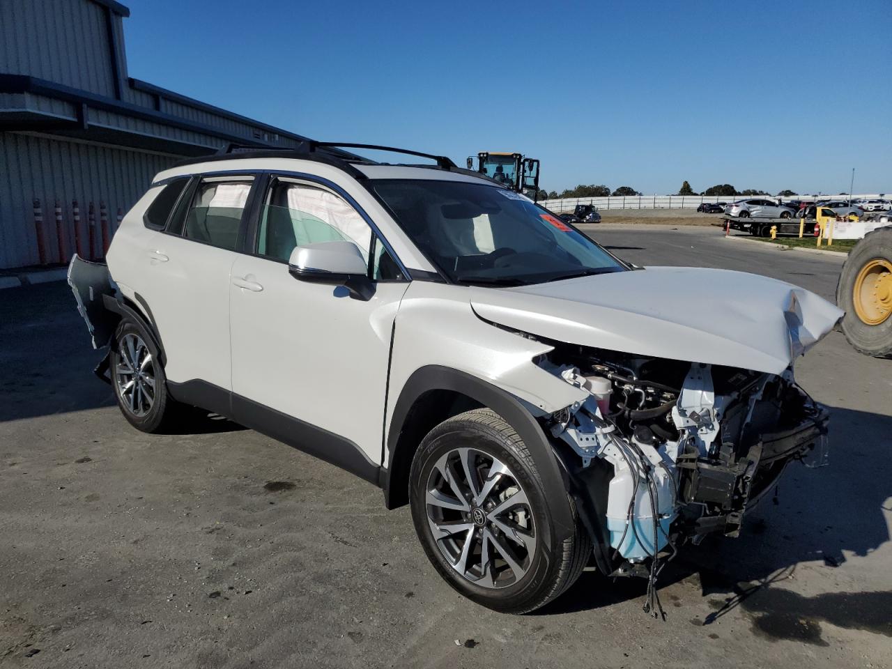 TOYOTA COROLLA CROSS XLE