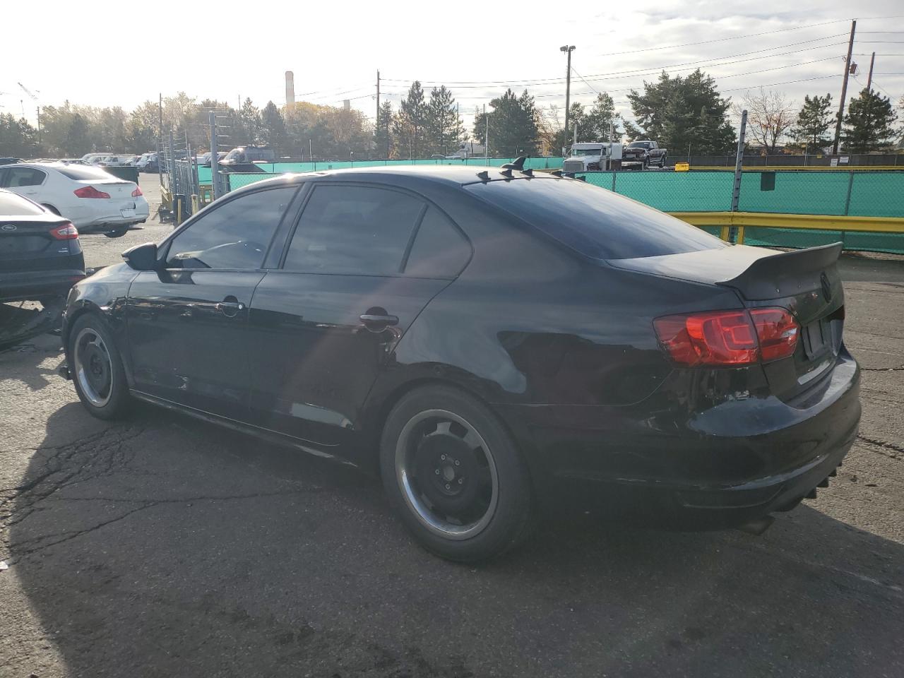 Lot #3304585434 2012 VOLKSWAGEN JETTA GLI