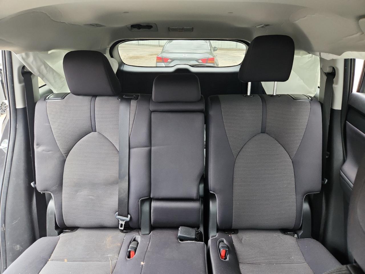 Lot #3301792377 2023 TOYOTA HIGHLANDER