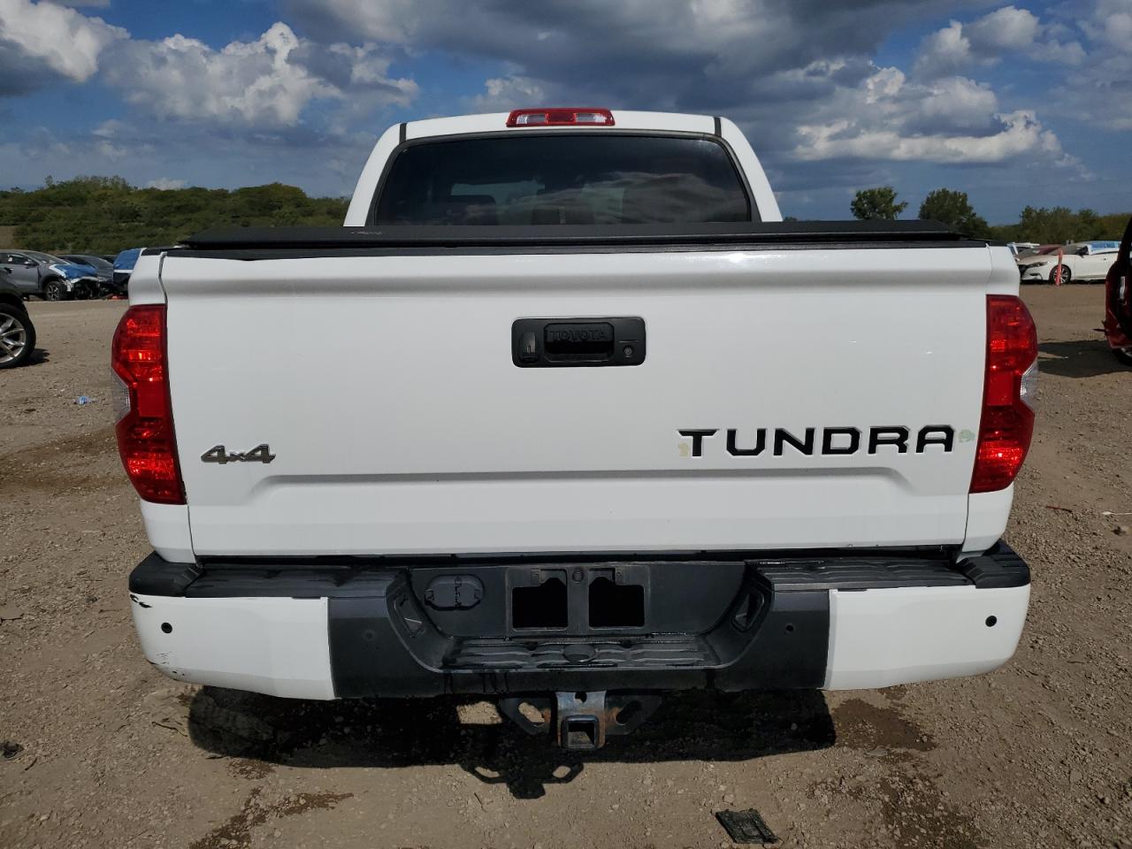 TOYOTA TUNDRA CREWMAX 1794