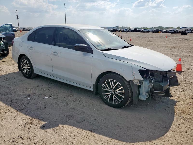 2018 VOLKSWAGEN JETTA SE - 3VWDB7AJ2JM204953