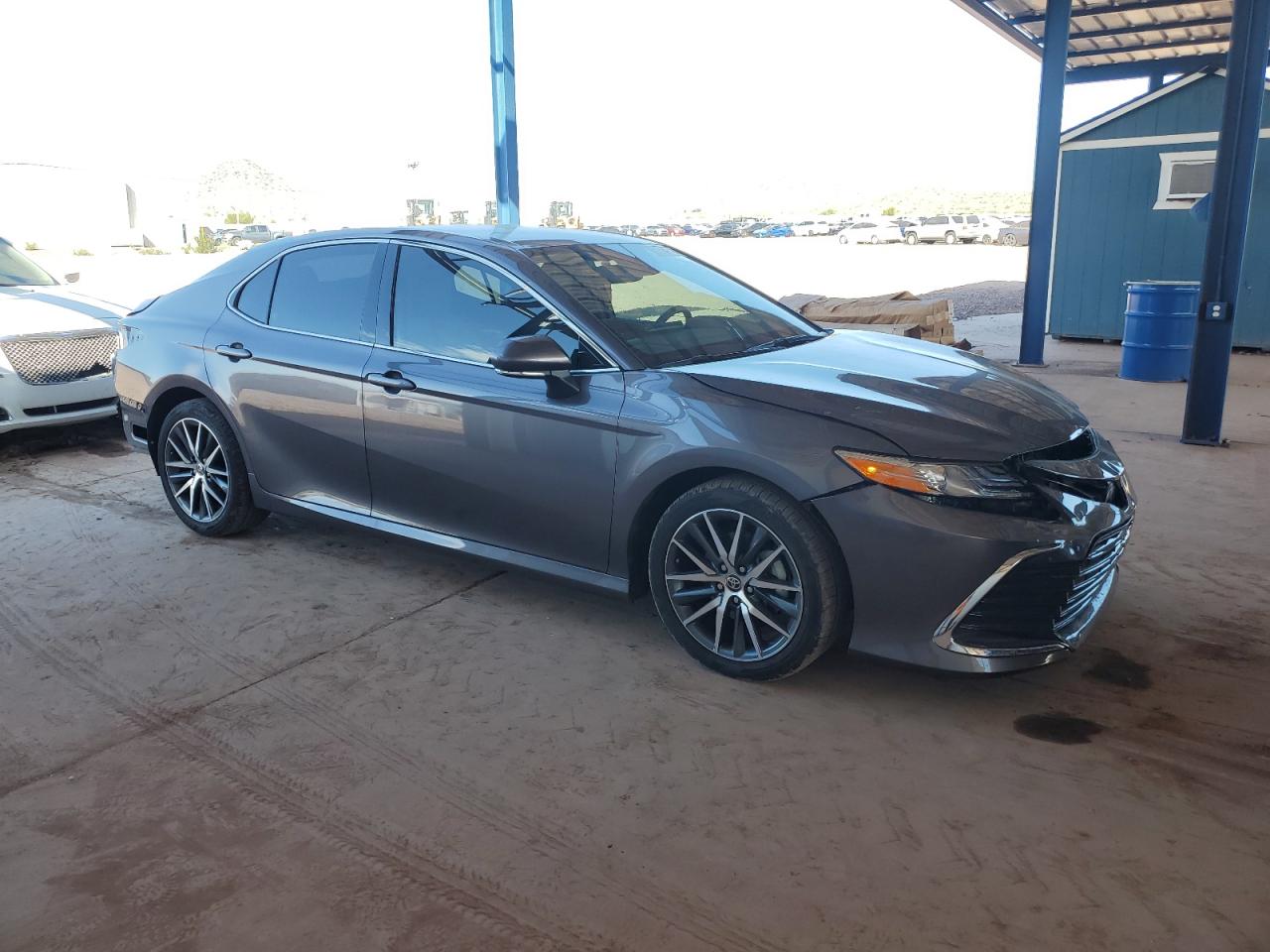 TOYOTA CAMRY XLE