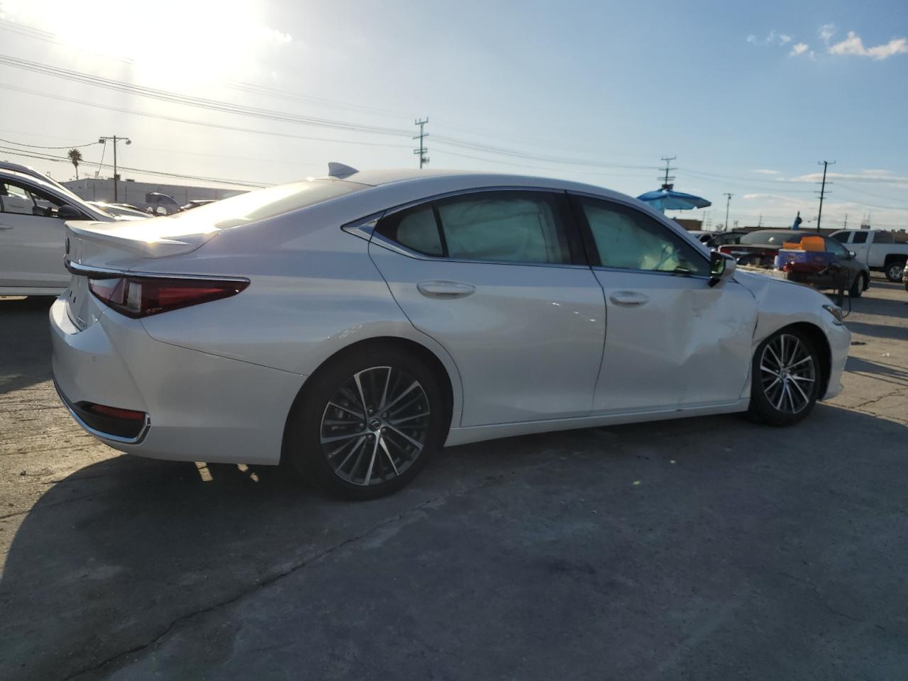 LEXUS ES 300H BASE