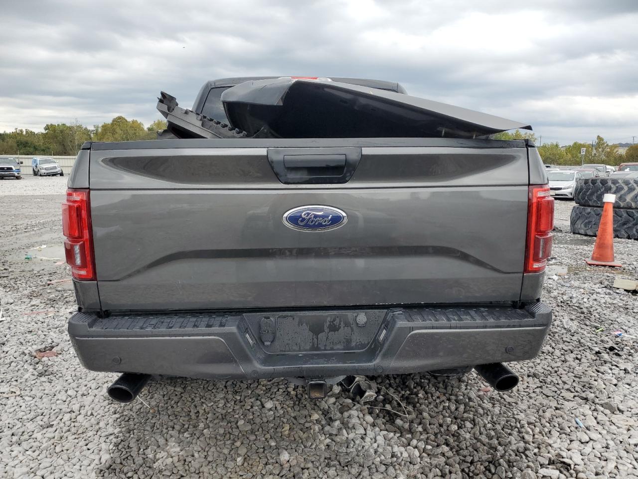 FORD F-150 SUPERCREW