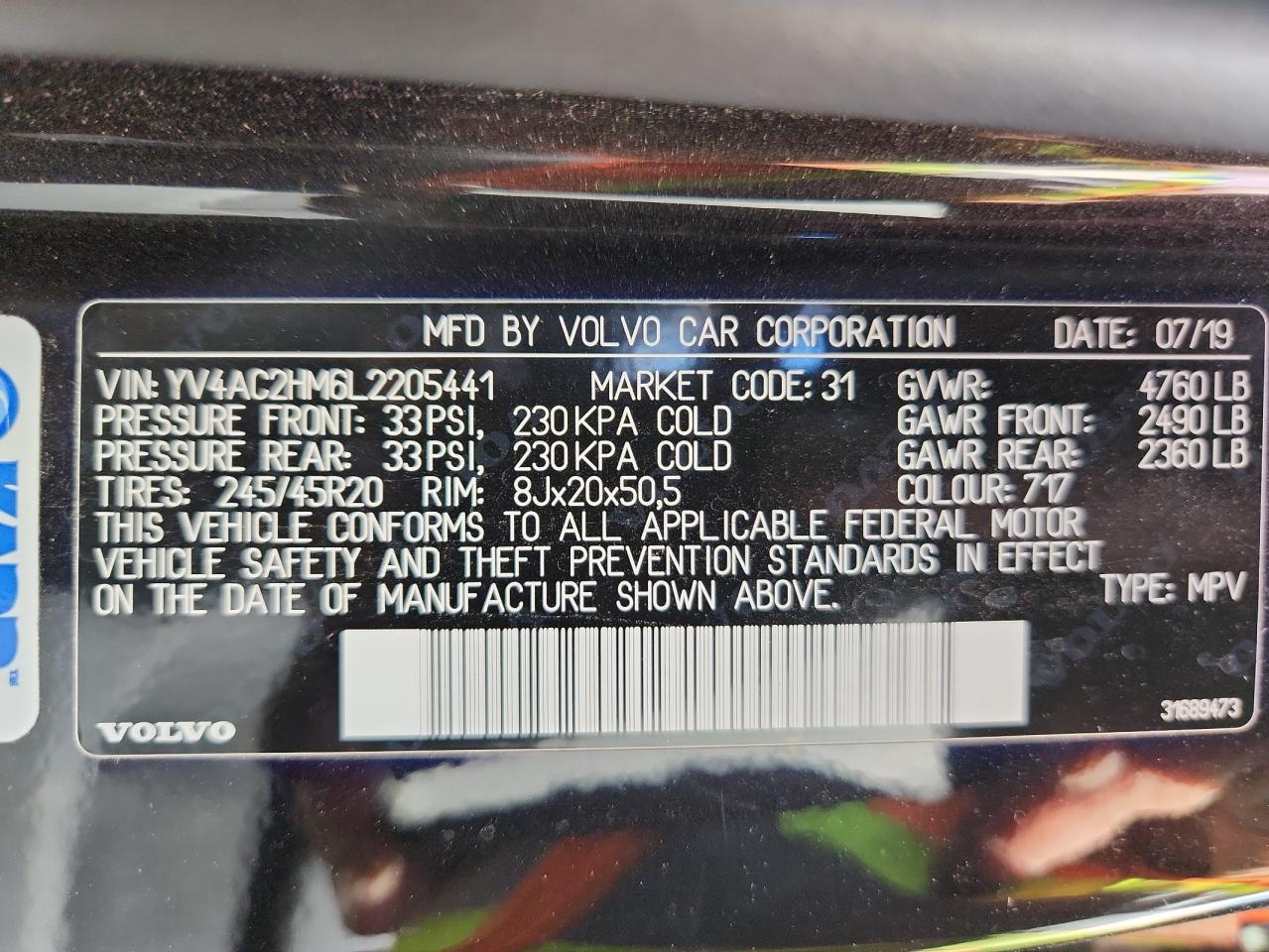 VOLVO XC40 T4 R-DESIGN