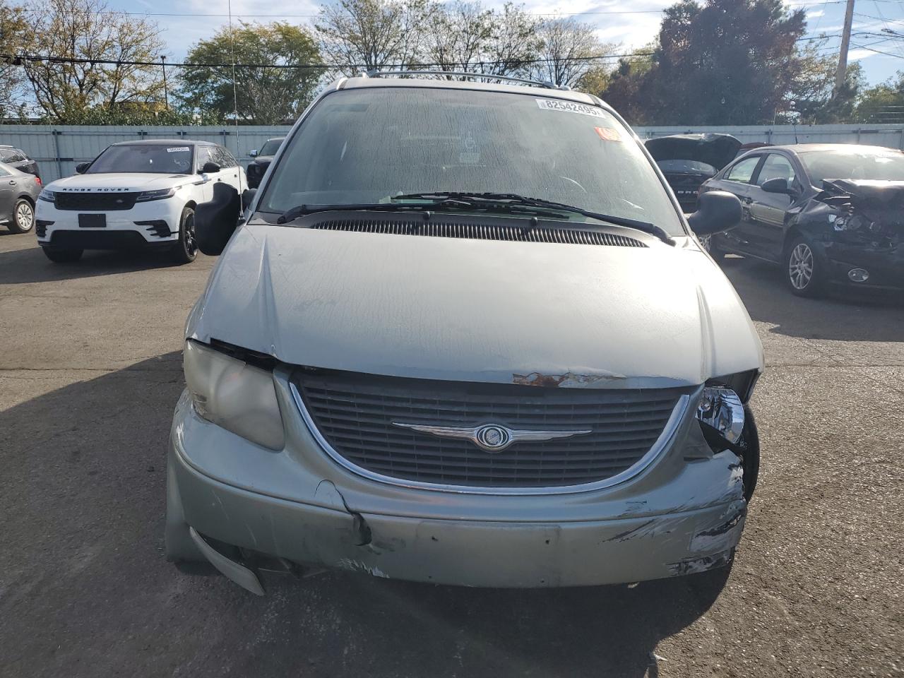 Lot #3311719261 2003 CHRYSLER TOWN & COUNTRY LIMITED