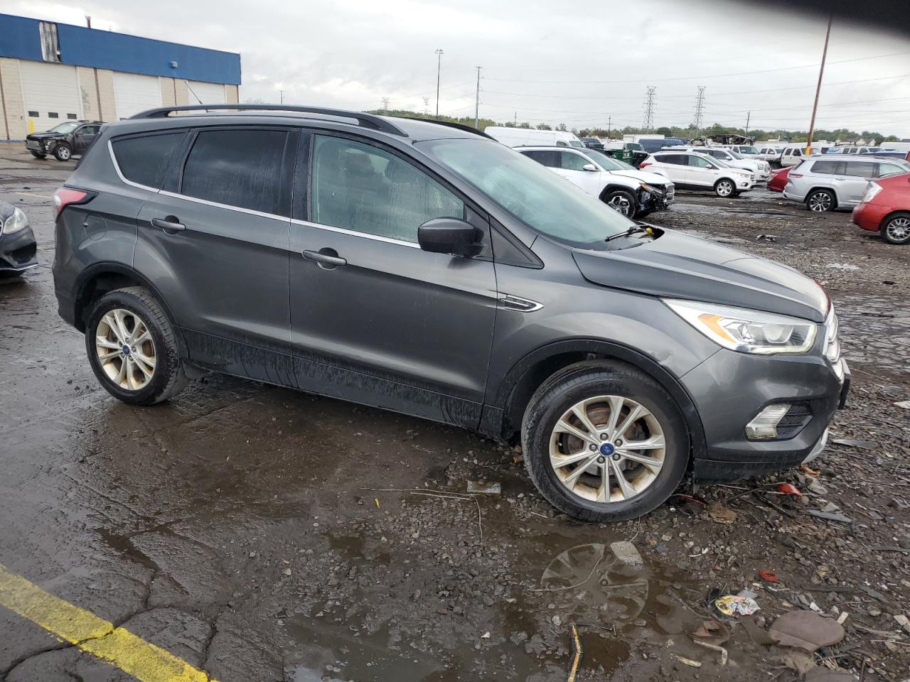 FORD ESCAPE SE