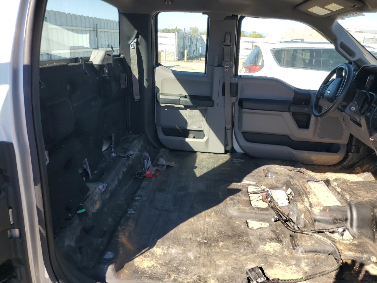 FORD F-150 SUPER CAB