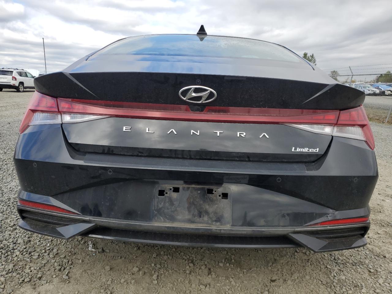 HYUNDAI ELANTRA LIMITED