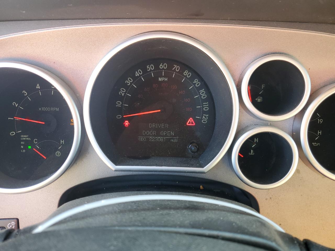 TOYOTA SEQUOIA PLATINUM