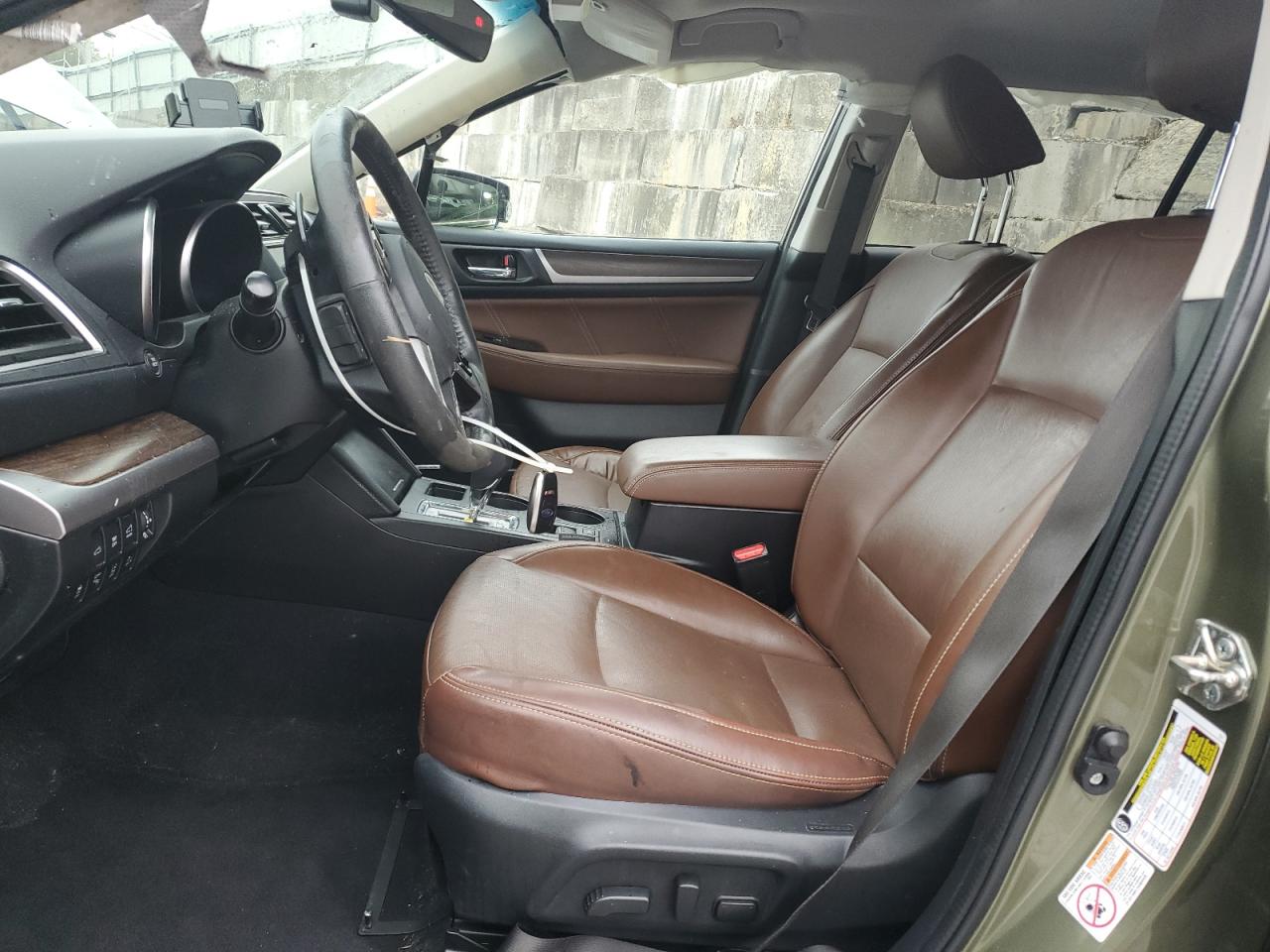 SUBARU OUTBACK TOURING