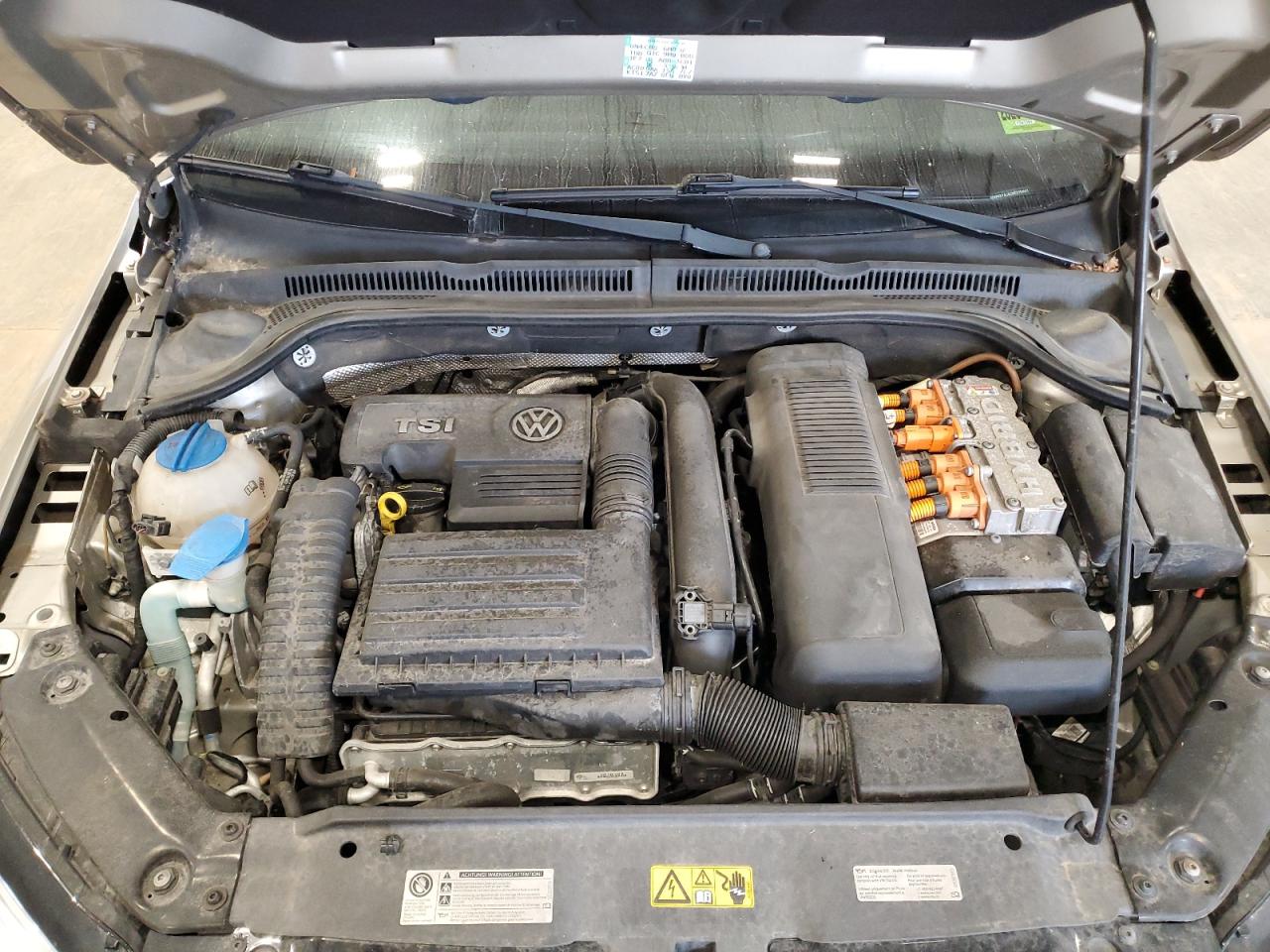 VOLKSWAGEN JETTA HYBRID