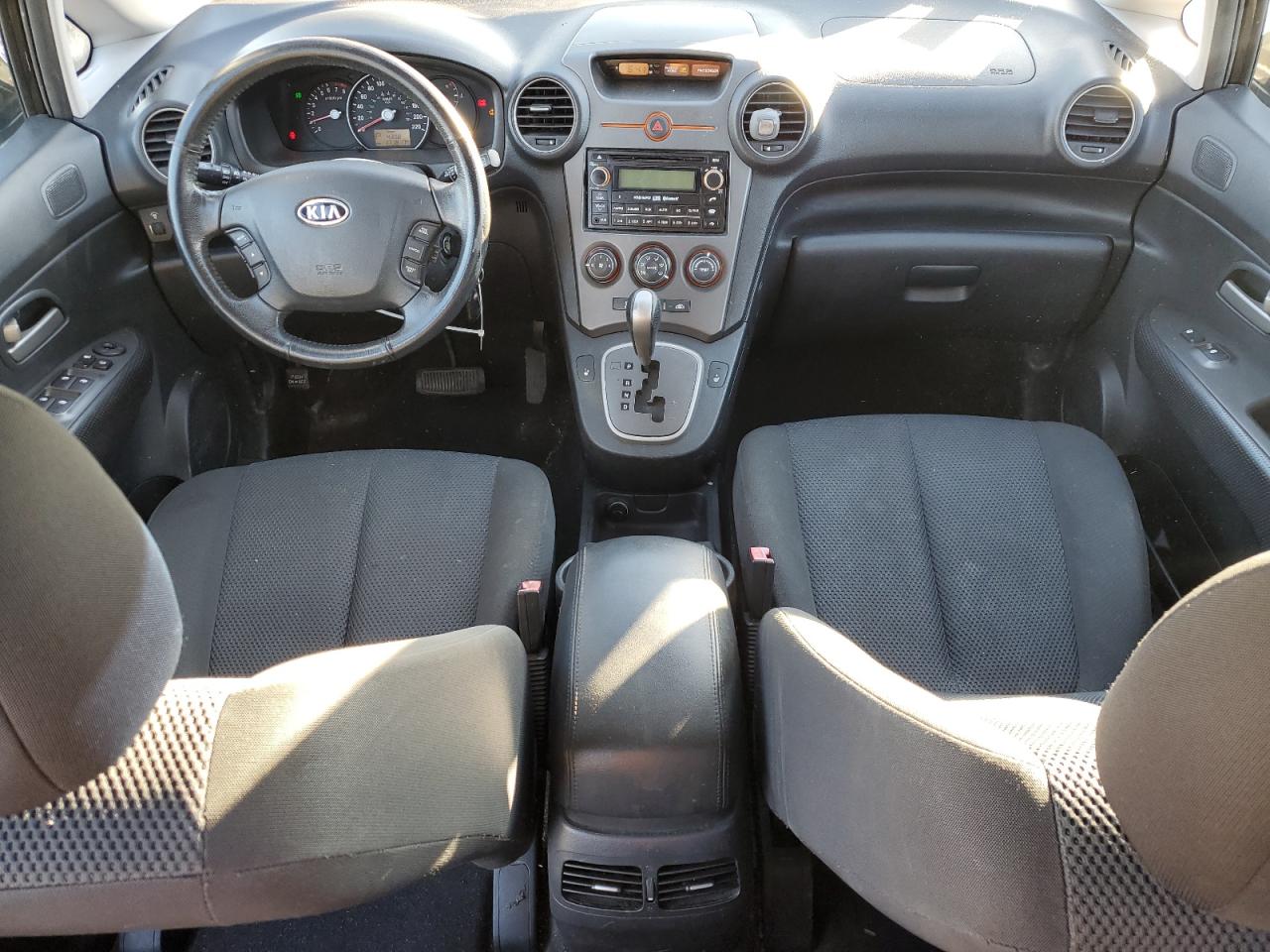 KIA RONDO EX