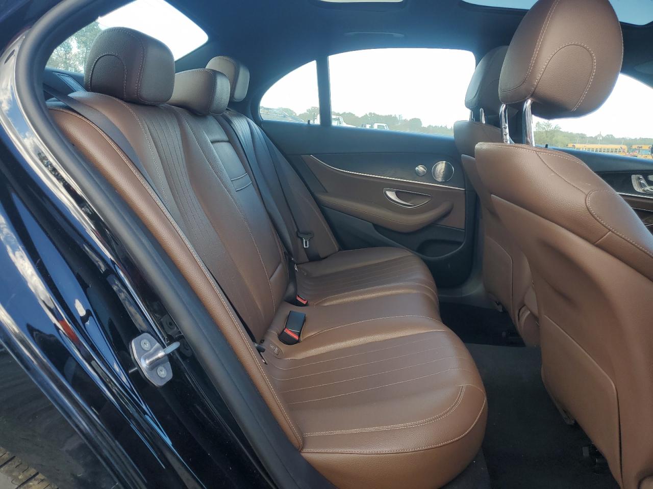 MERCEDES-BENZ E-CLASS 300 4MATIC