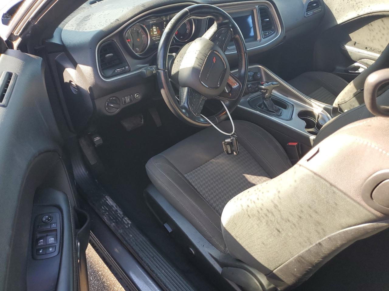 DODGE CHALLENGER SXT