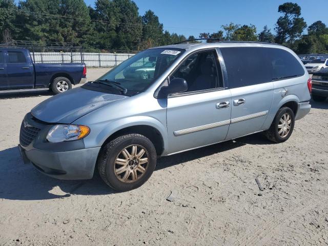 Global Auto Auctions: 2006 CHRYSLER TOWN & COU