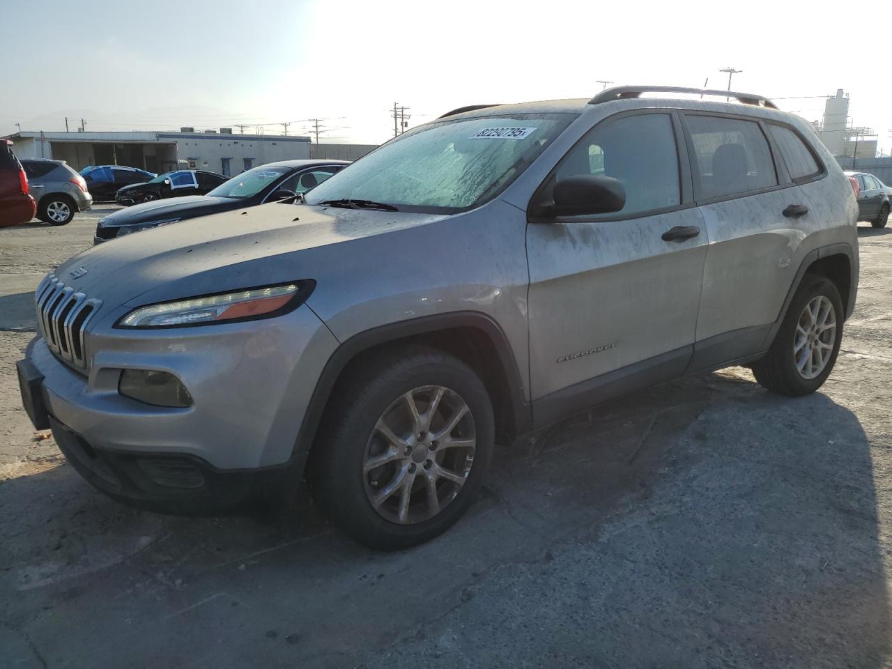  Salvage Jeep Grand Cherokee