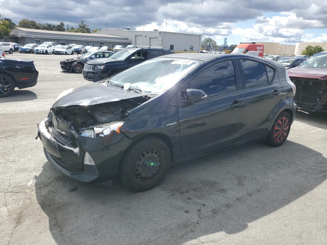TOYOTA PRIUS C