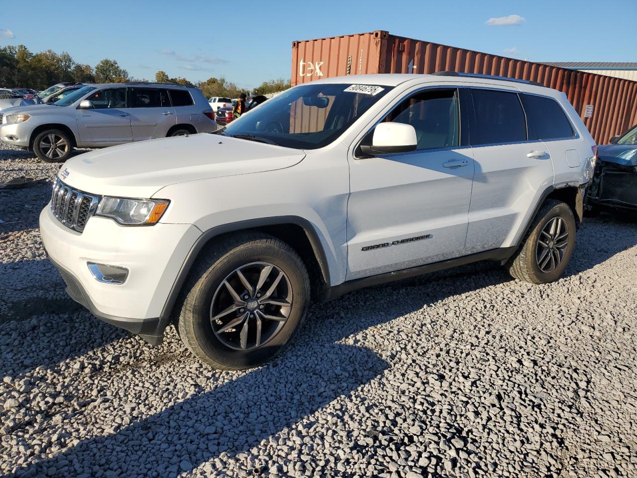 JEEP GRAND CHEROKEE LAREDO