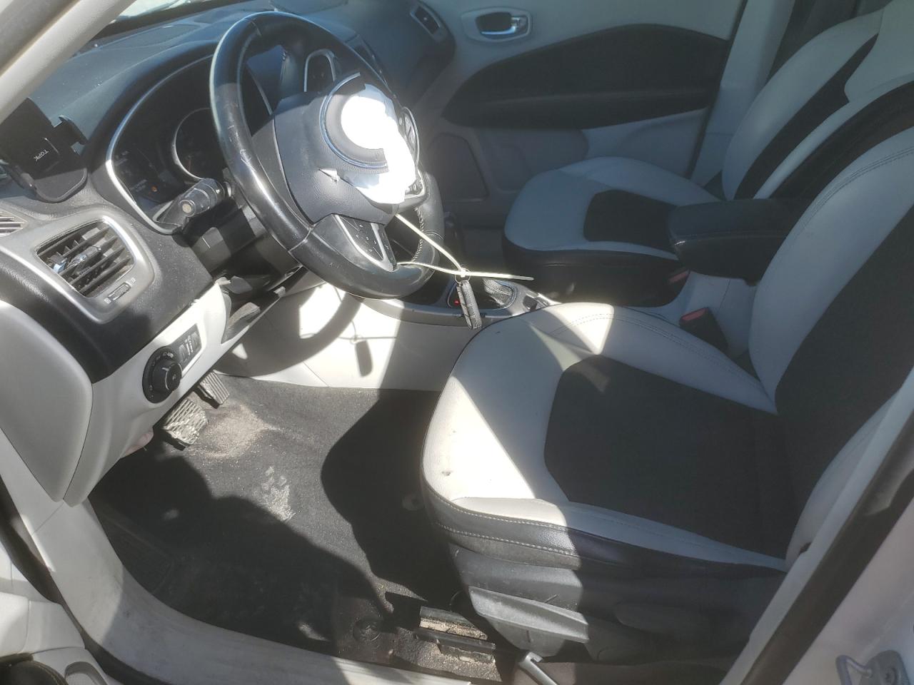 JEEP COMPASS LATITUDE