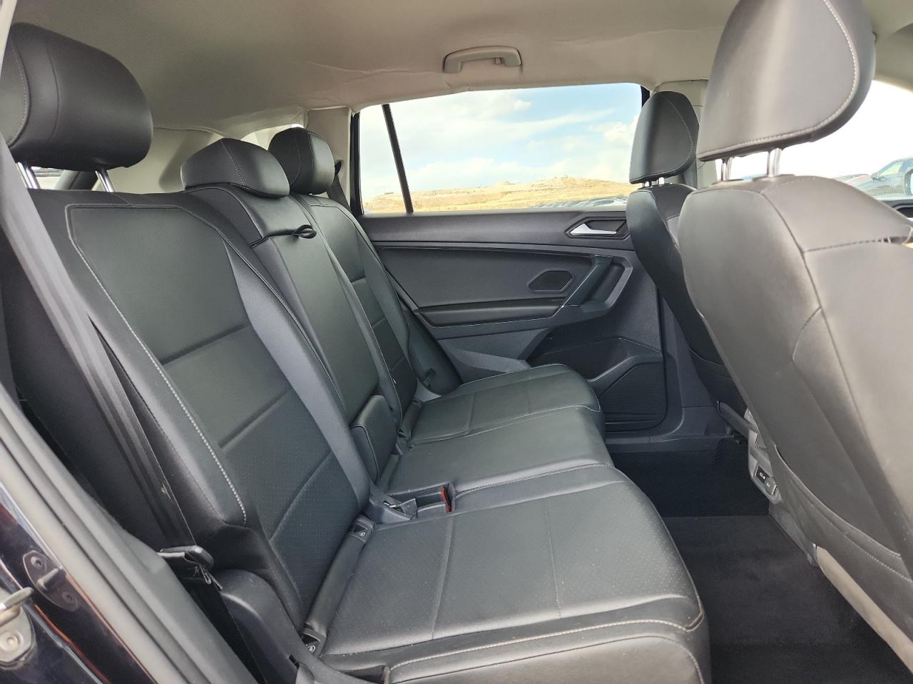 VOLKSWAGEN TIGUAN SE