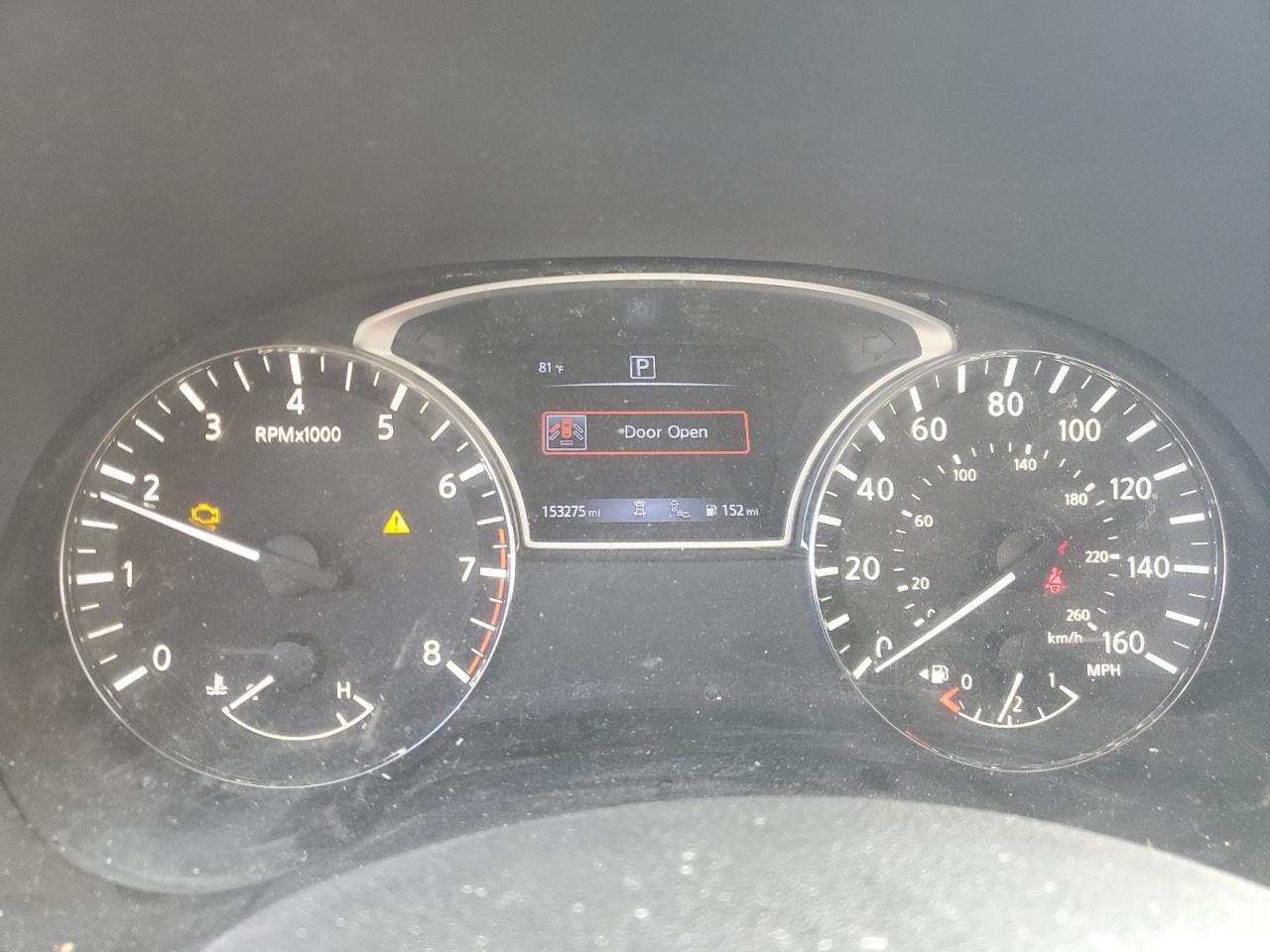 NISSAN PATHFINDER SV