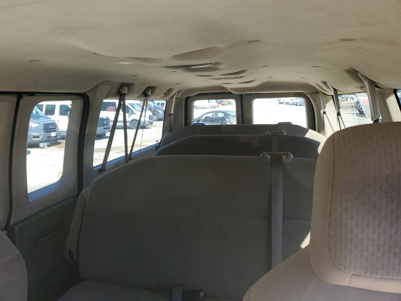 FORD ECONOLINE E350 SUPER DUTY WAGON