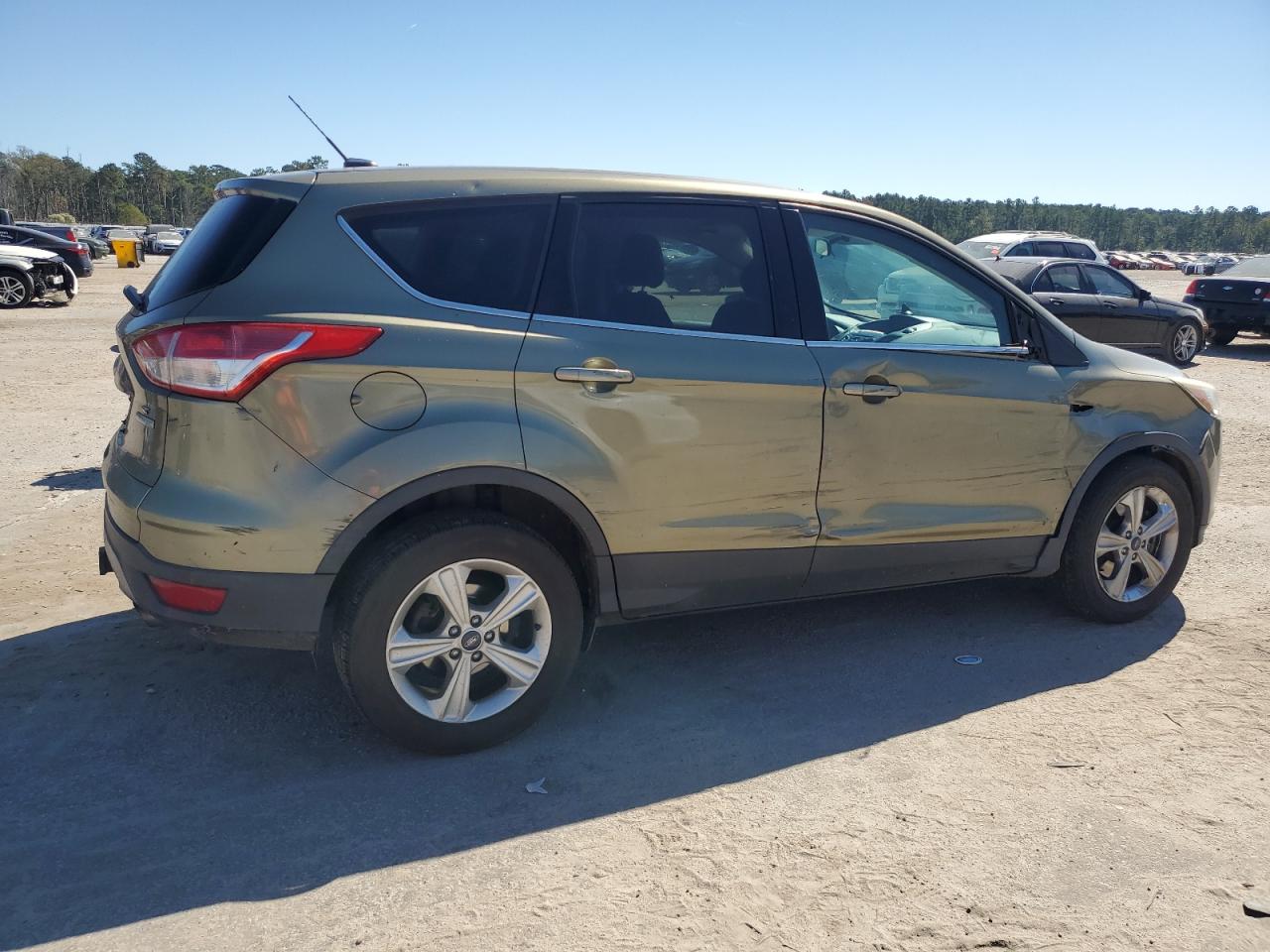 FORD ESCAPE SE