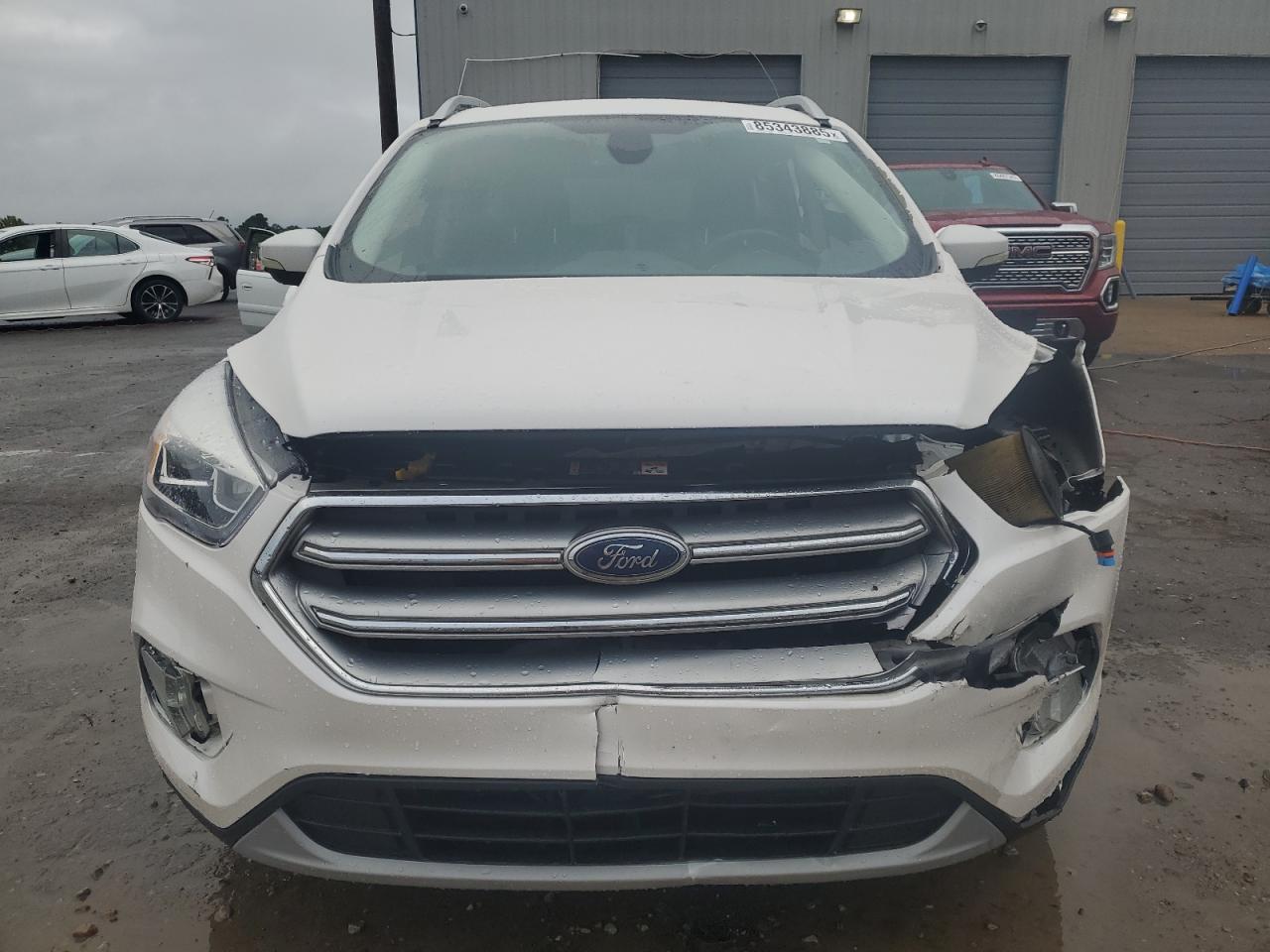FORD ESCAPE TITANIUM