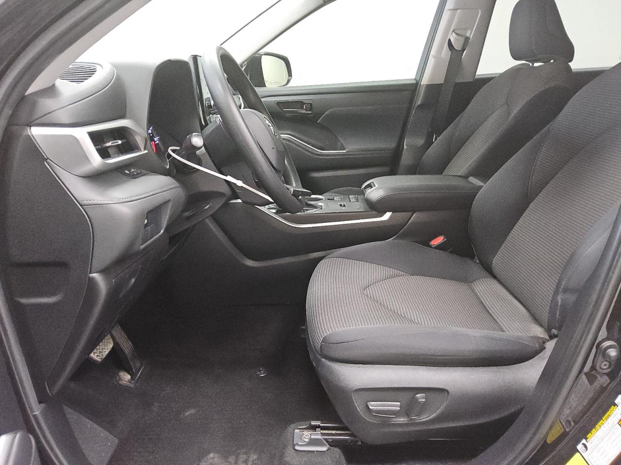 Lot #3316835653 2021 TOYOTA HIGHLANDER