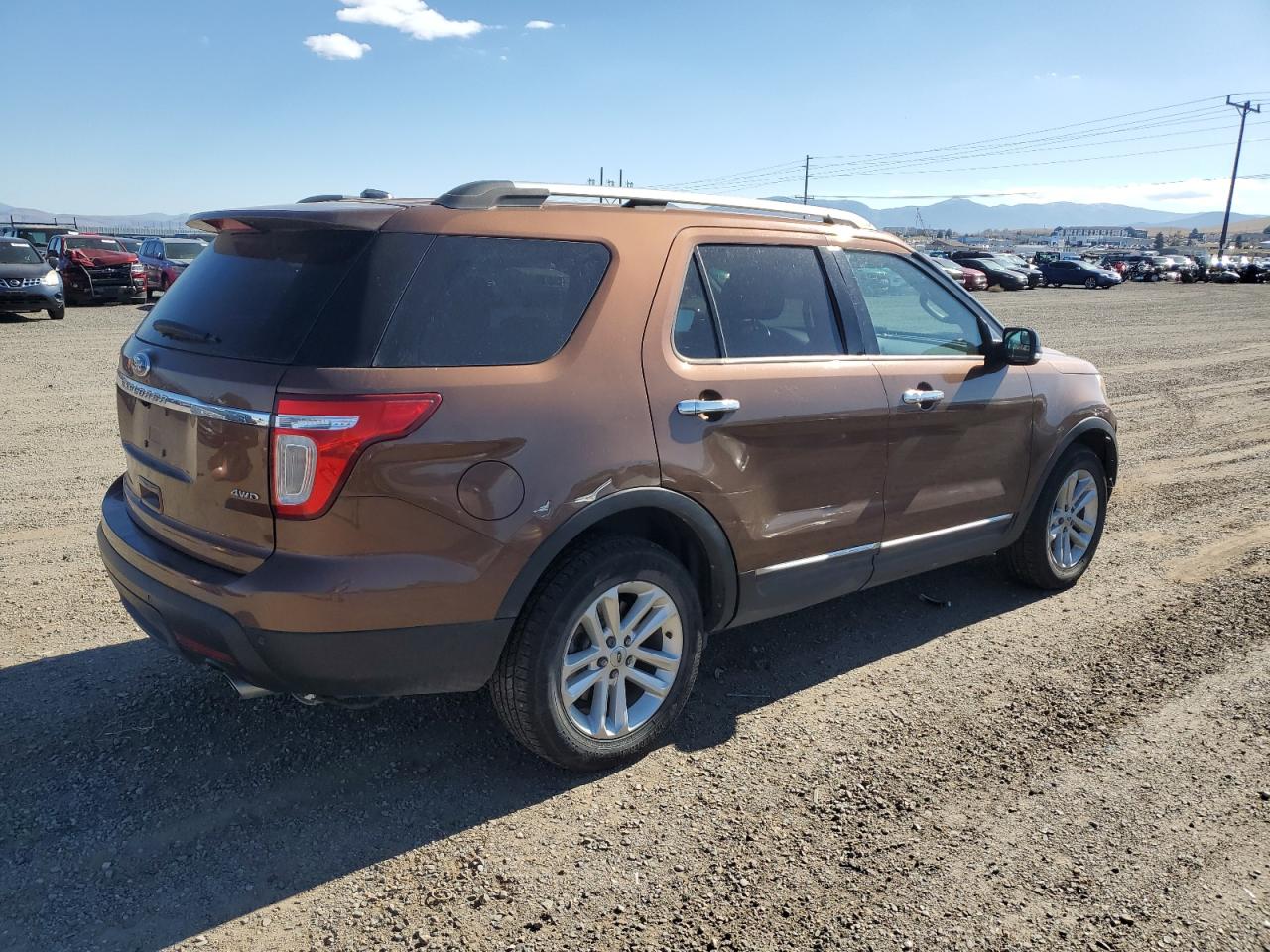 FORD EXPLORER XLT