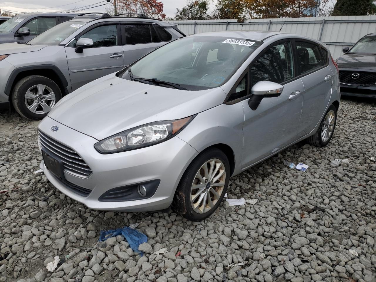 FORD FIESTA SE