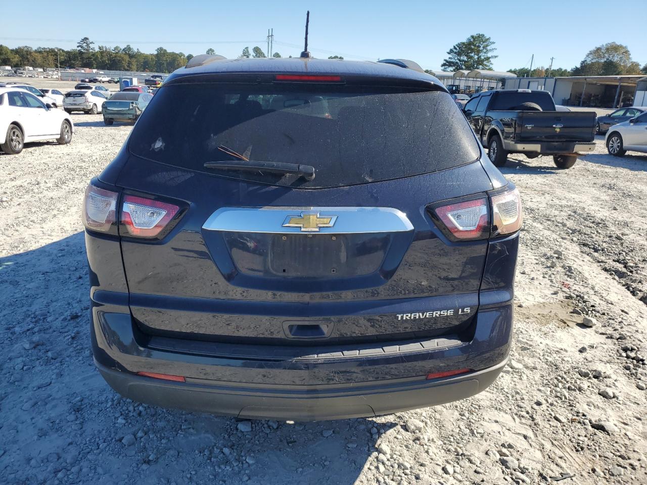 CHEVROLET TRAVERSE LS