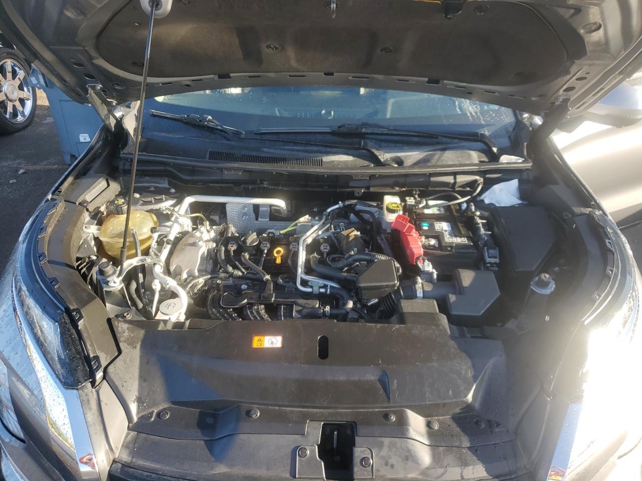 MITSUBISHI OUTLANDER SE