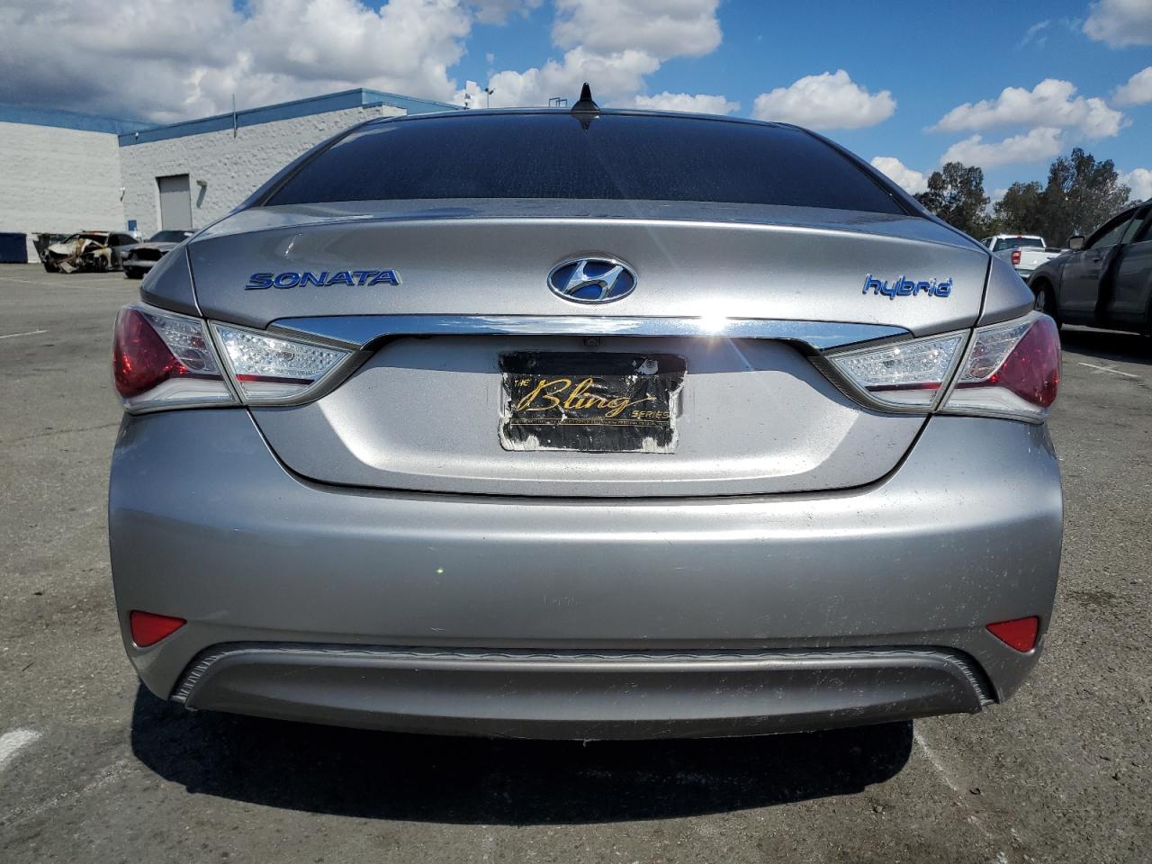 HYUNDAI SONATA HYBRID